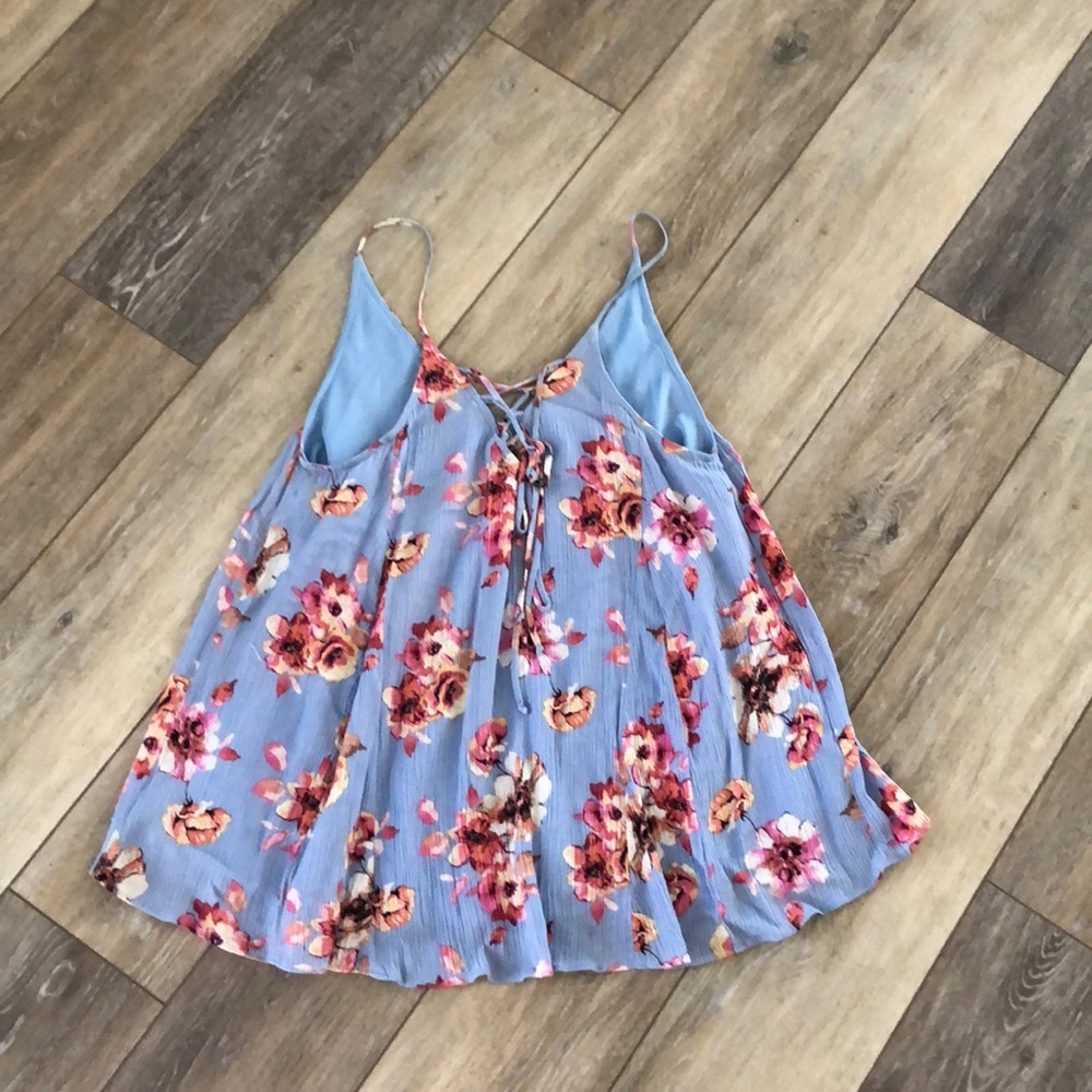 Altar’d State floral baby doll tie top size S